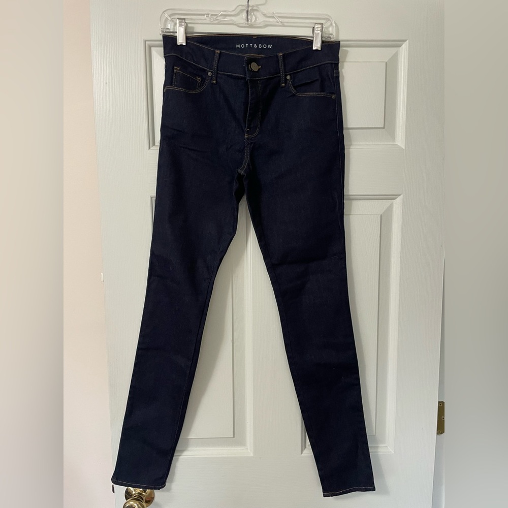 Mott & Bow dark blue jeans, never worn.  Size W27 and L30.